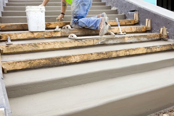 Concrete Steps Pouring in Cedar Falls
