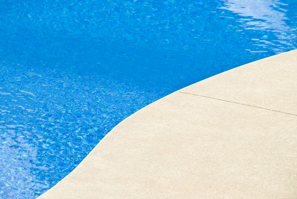 Cost of Pool Deck Construction in Cedar Falls
